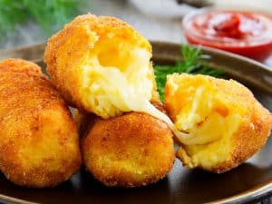 Croquettes de mozzarella panées