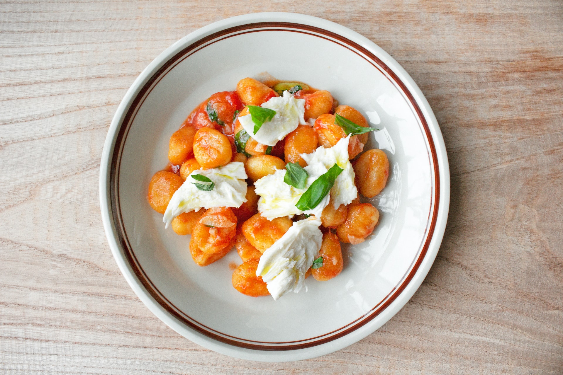 gnocchi tomate mozzarella recette